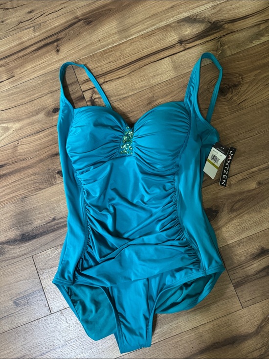 Jantzen Other - NWT! Jantzen once piece swimwear size 14